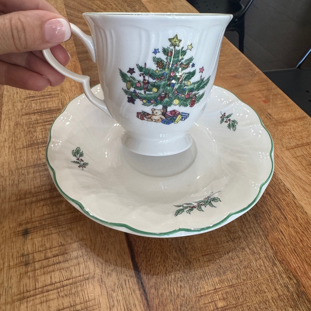 Nikko Japan “Happy Holidays” collection. Christmas Tree Teacup and Saucer Set